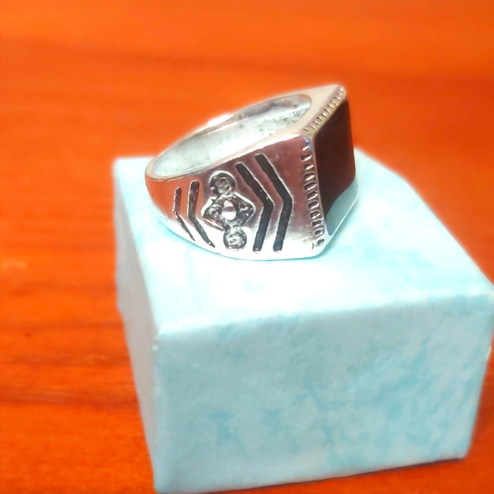 Men's Silver Ring - Picture 1 of 6